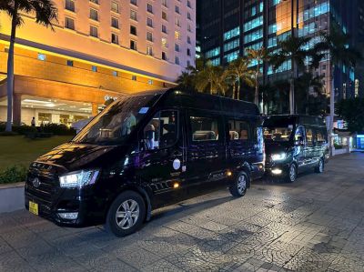 Dcar Limousine 9 chỗ 2025