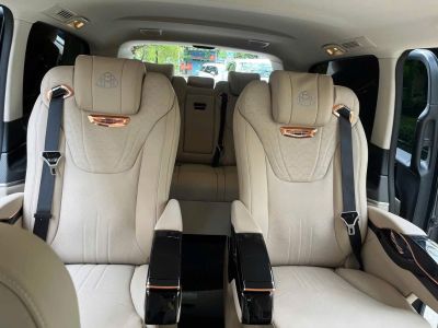 Mercedes V250 và Maybach  
