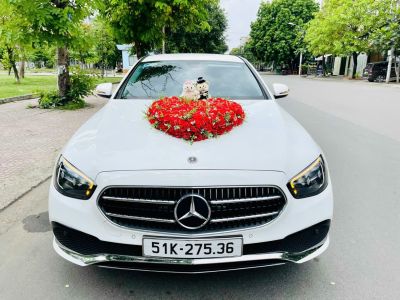 Xe Hoa Mercedes E300 New