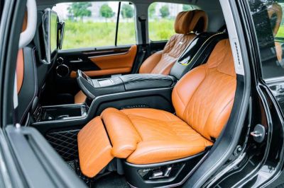 Lexus LX570 