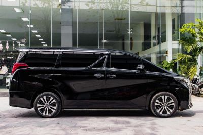 Chuy&ecirc;n cơ mặt đất Toyota Alphard thời thượng đẳng cấp v&agrave; tiện nghi vượt trội